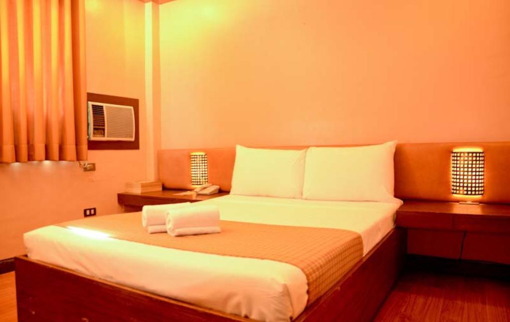 The Orange Place Hotel - San Juan San Juan  Pokój zdjęcie
